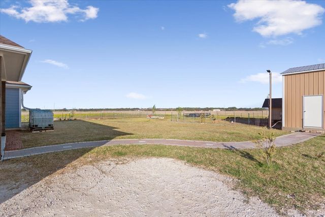 397 Hcr 2341, Abbott, TX 76621