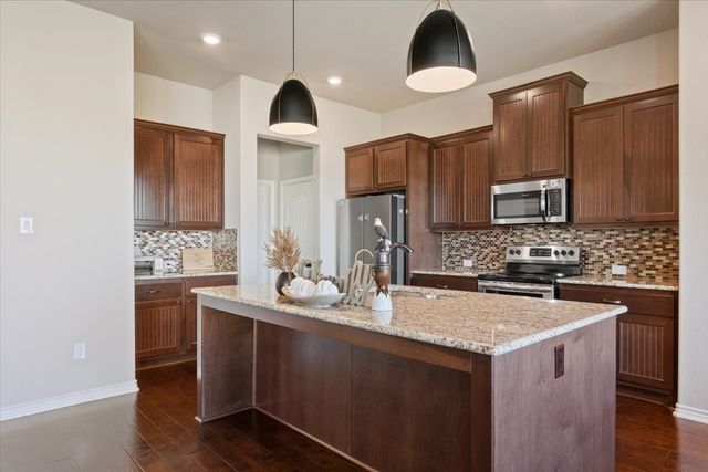 397 Hcr 2341, Abbott, TX 76621