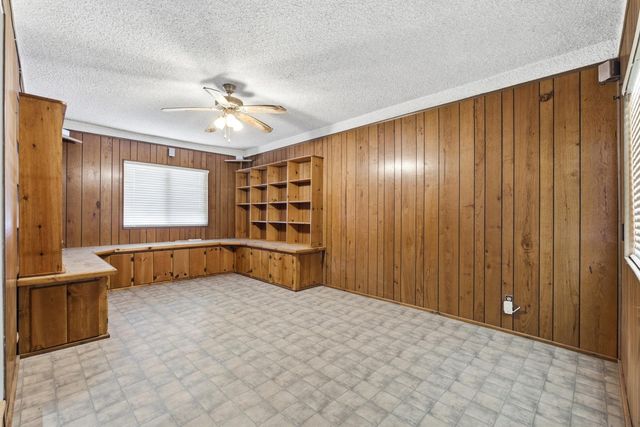 5582 E Swift Avenue, Fresno, CA 93727