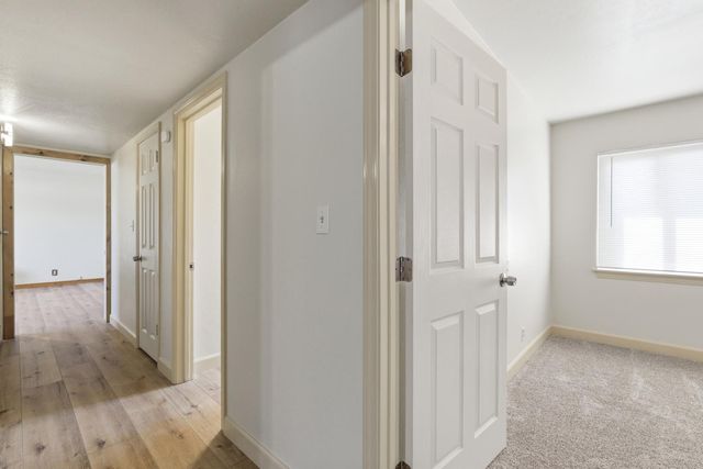 5582 E Swift Avenue, Fresno, CA 93727