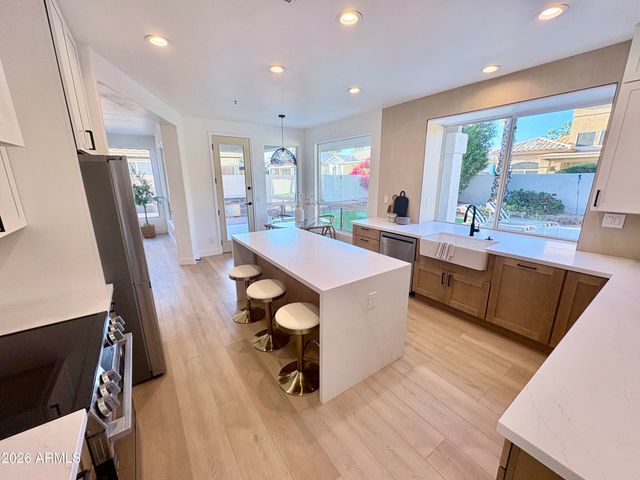 8966 E CAPTAIN DREYFUS Avenue, Scottsdale, AZ 85260