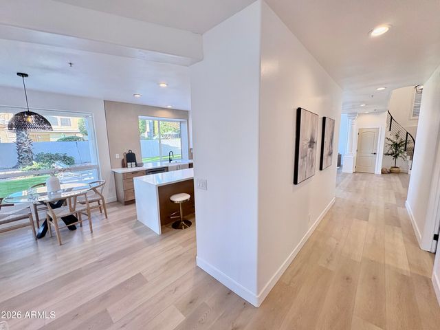 8966 E CAPTAIN DREYFUS Avenue, Scottsdale, AZ 85260