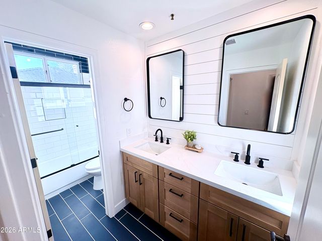 8966 E CAPTAIN DREYFUS Avenue, Scottsdale, AZ 85260