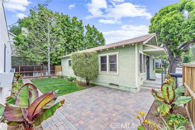 219 N Center St, Orange, CA 92866