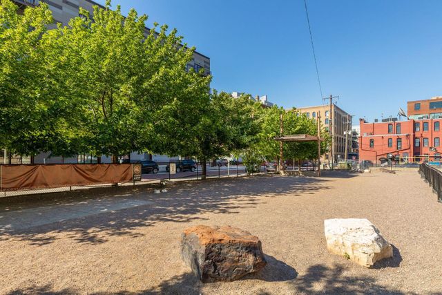 710 N 4th Street E407, Minneapolis, MN 55401
