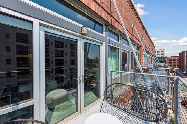 710 N 4th Street E407, Minneapolis, MN 55401