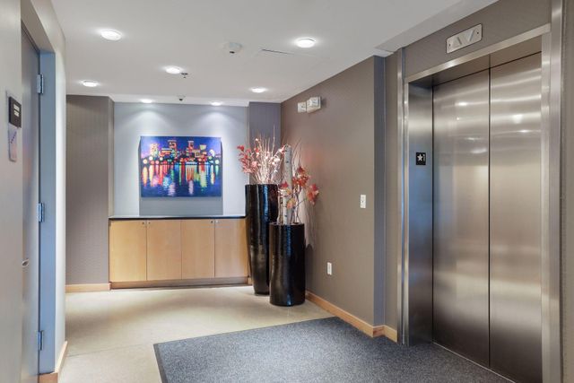 710 N 4th Street E407, Minneapolis, MN 55401