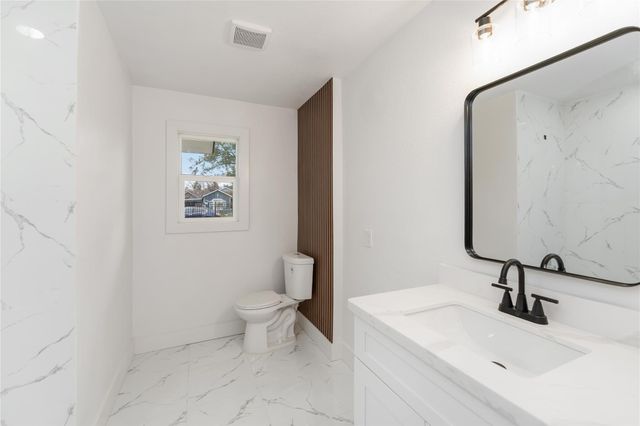 9226 Grady Street, Houston, TX 77016