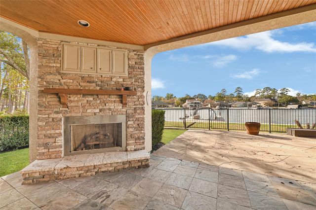 3519 Brookhaven Drive, Montgomery, TX 77356