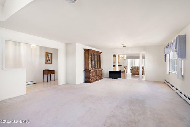 91 Westport Drive, Toms River, NJ 08757