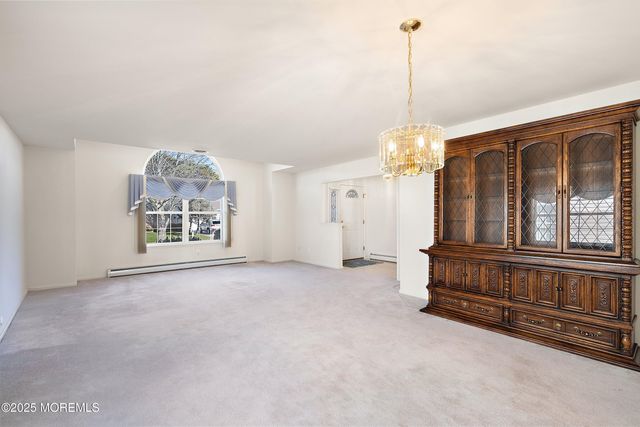 91 Westport Drive, Toms River, NJ 08757