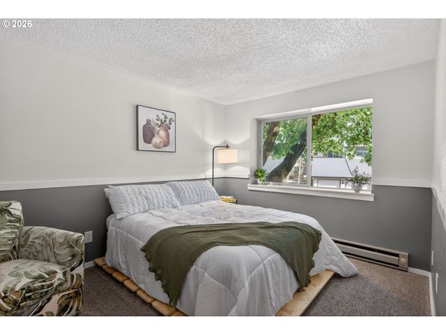 14892 Sw 109TH Ave, Portland, OR 97224