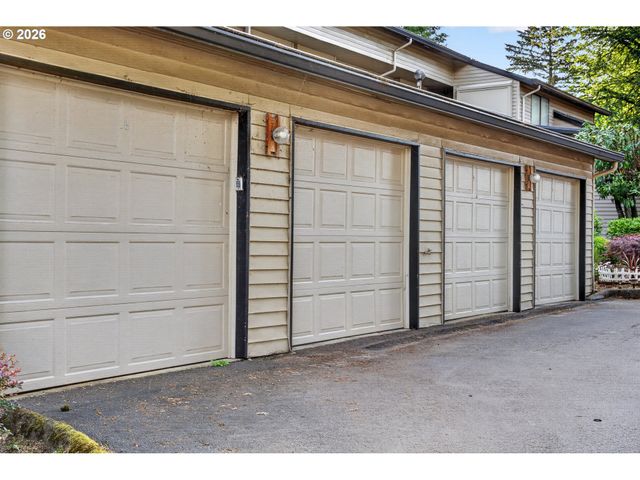 14892 Sw 109TH Ave, Portland, OR 97224
