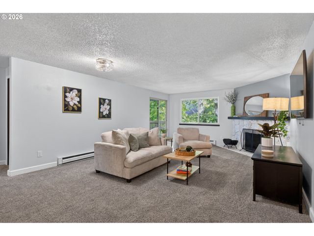 14892 Sw 109TH Ave, Portland, OR 97224