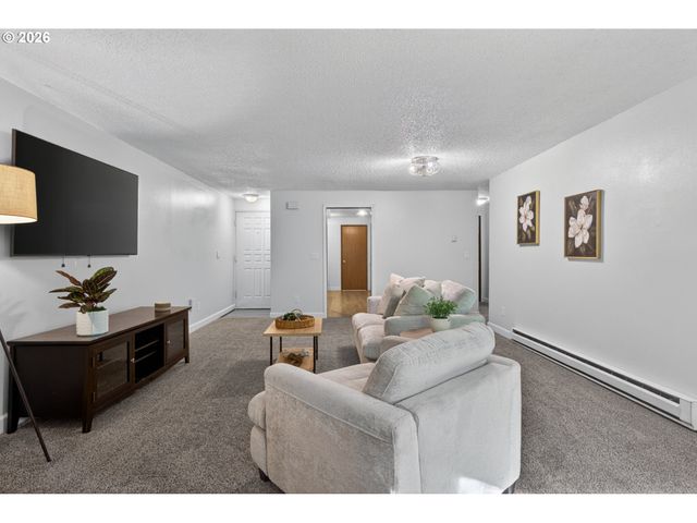 14892 Sw 109TH Ave, Portland, OR 97224