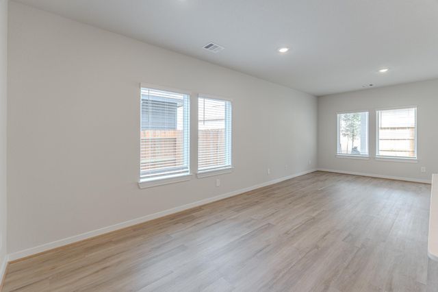 6812 Hart Oak Court, Conroe, TX 77304