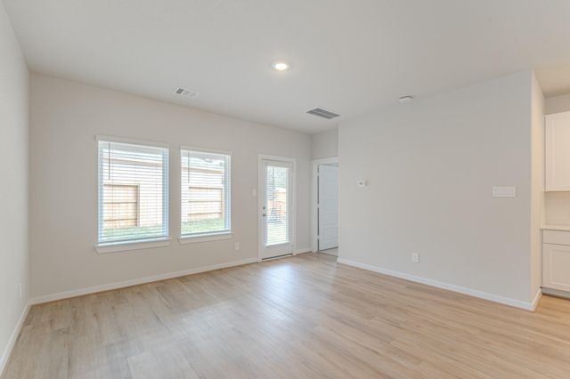 6812 Hart Oak Court, Conroe, TX 77304