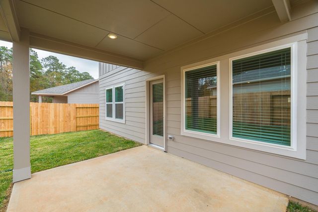 6812 Hart Oak Court, Conroe, TX 77304