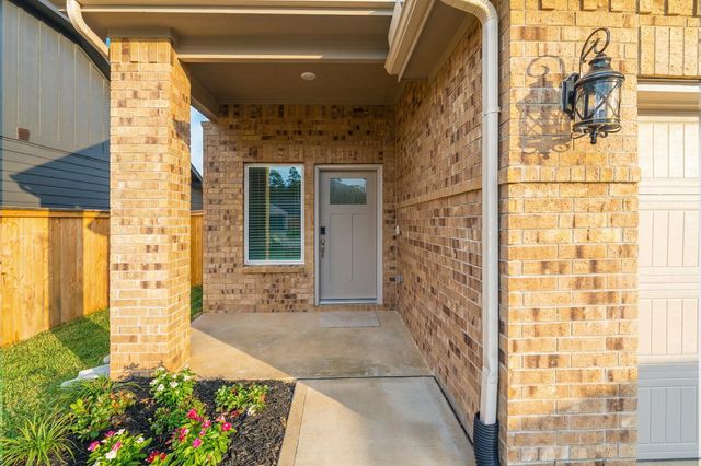 6812 Hart Oak Court, Conroe, TX 77304