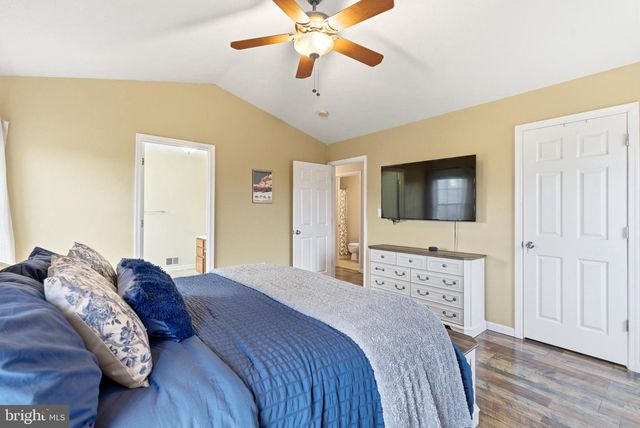 49 LAWN DR, Yellow Spring, WV 26865