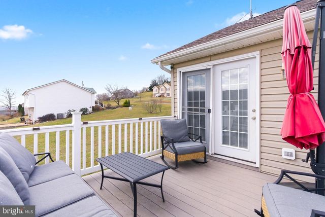 49 LAWN DR, Yellow Spring, WV 26865