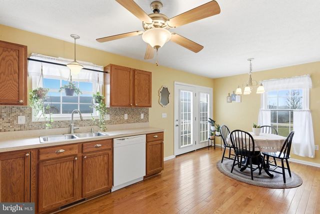 49 LAWN DR, Yellow Spring, WV 26865