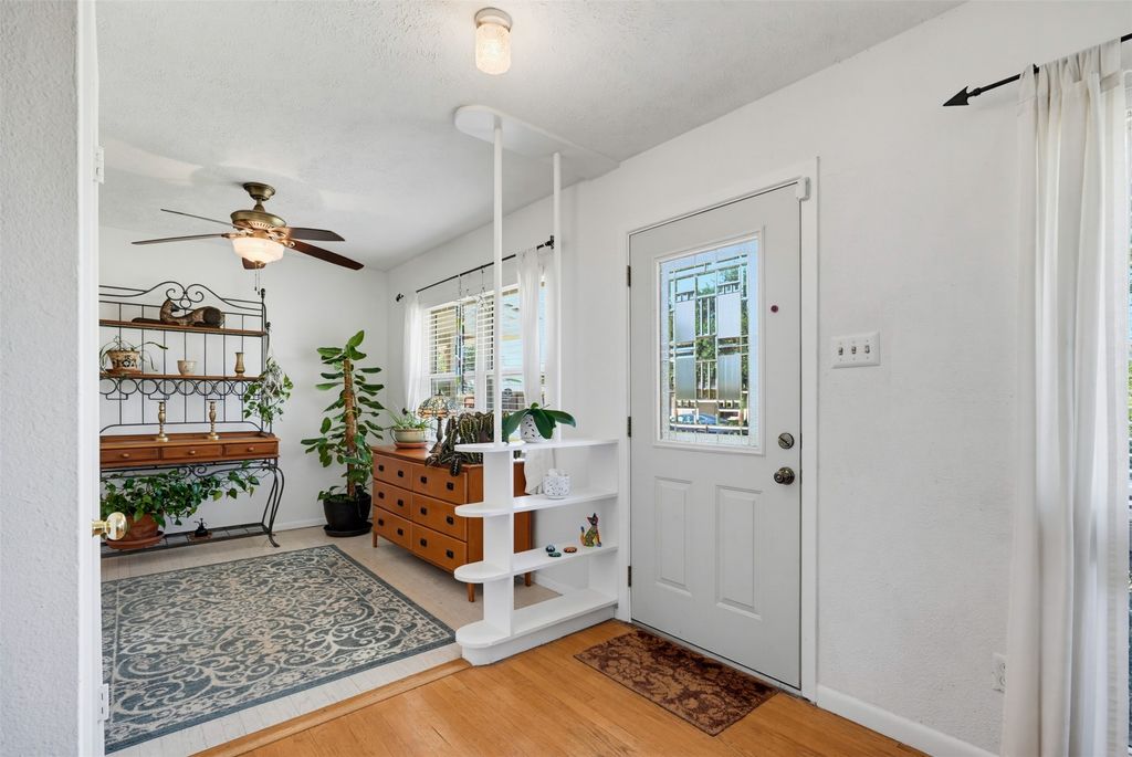 1820 Puritan Drive, Irving, TX 75061 — photo 3