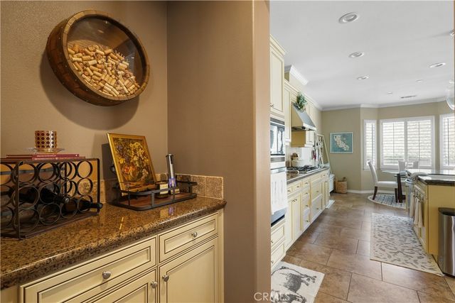 5726 Old Tisbury Lane, Santa Maria, CA 93455