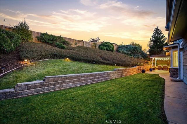 5726 Old Tisbury Lane, Santa Maria, CA 93455