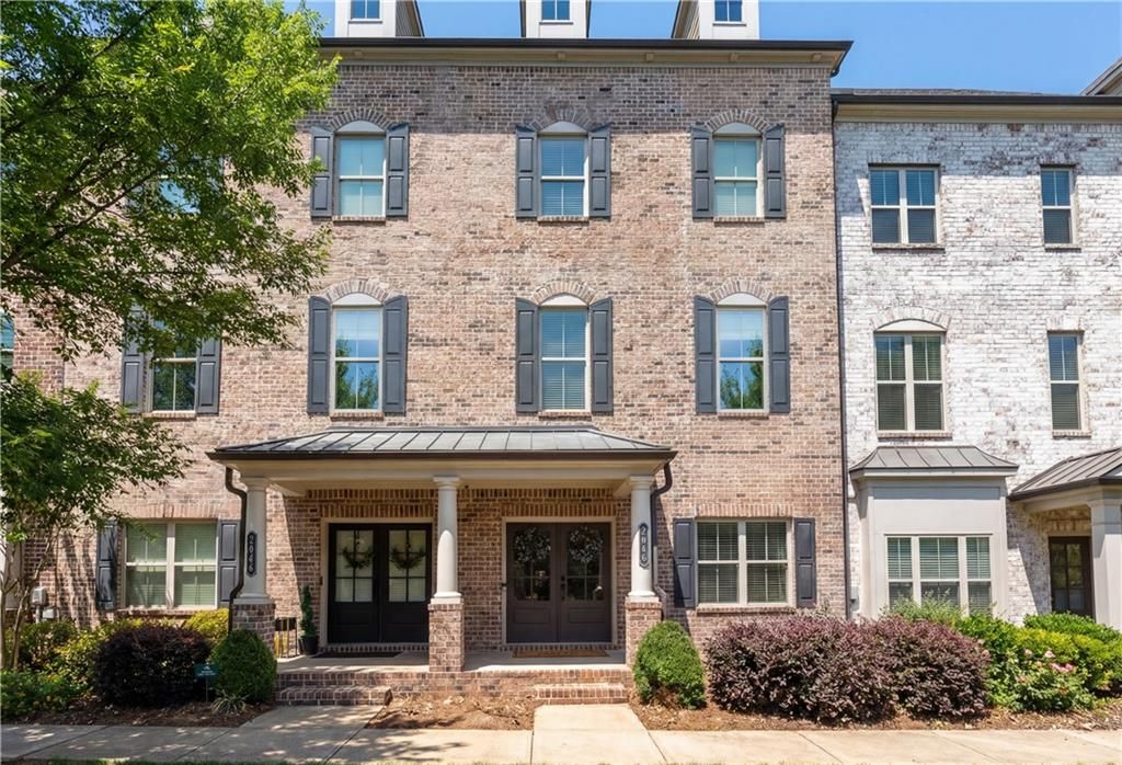 Image 1 of property listing at 2046 Forte Lane, Alpharetta, GA 30009