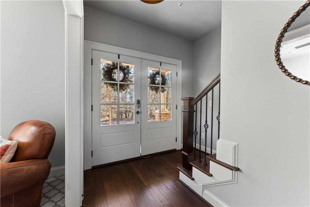 Image 4 of property listing at 2046 Forte Lane, Alpharetta, GA 30009