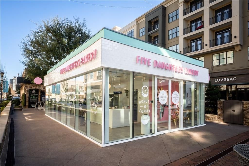 Image 50 of property listing at 2046 Forte Lane, Alpharetta, GA 30009