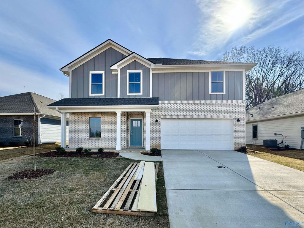 12329 Delia Ann Lane, Athens, AL 35613