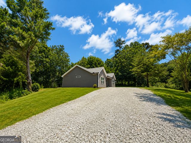 4678 Miller Lake Road, Gainesville, GA 30507