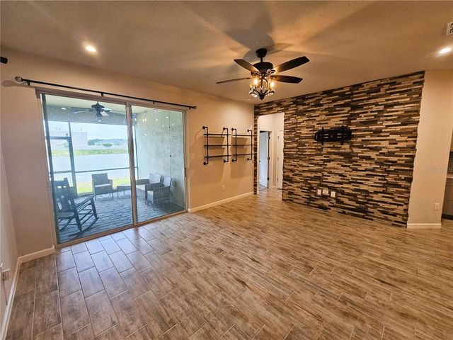 19403 BLUE POND DRIVE, Lutz, FL 33558