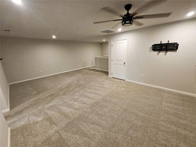19403 BLUE POND DRIVE, Lutz, FL 33558