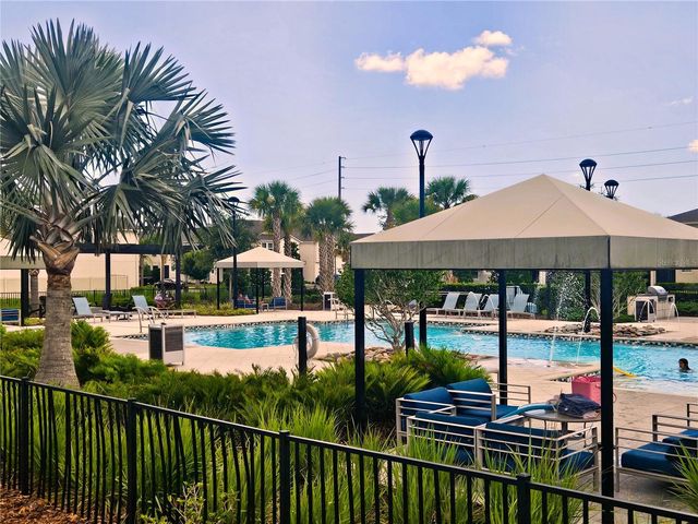 19403 BLUE POND DRIVE, Lutz, FL 33558