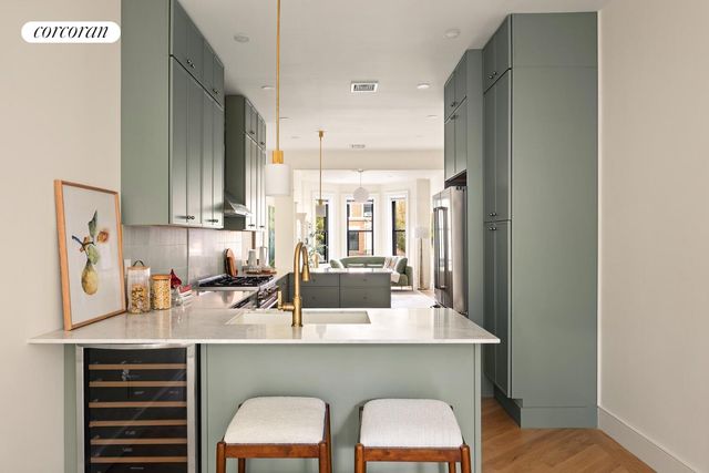 340 LINCOLN Road, New York City, NY 11225