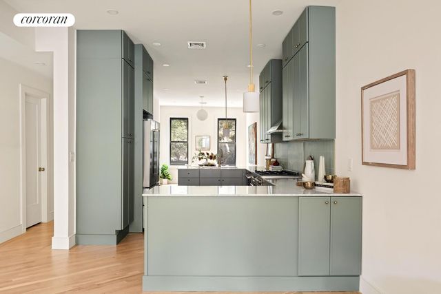 340 LINCOLN Road, New York City, NY 11225