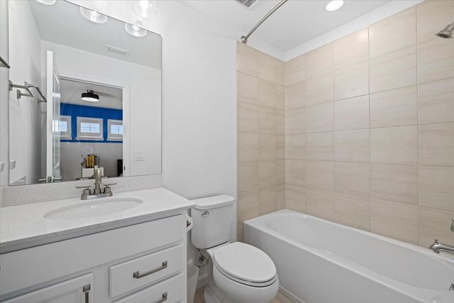 16251 HIDDEN OAK LOOP, Bradenton, FL 34211