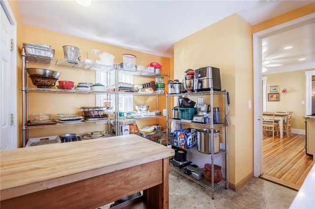 281 North Ave, Webster, NY 14580