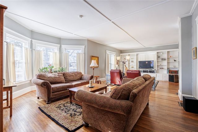 281 North Ave, Webster, NY 14580