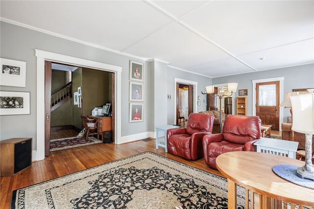 281 North Ave, Webster, NY 14580