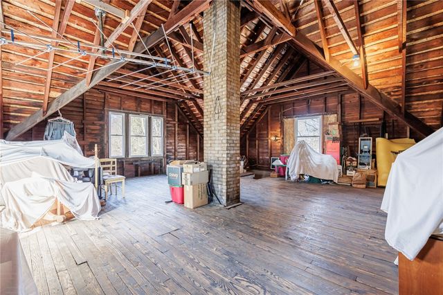 281 North Ave, Webster, NY 14580