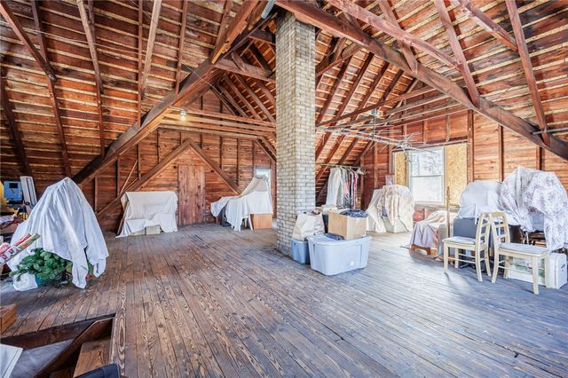 281 North Ave, Webster, NY 14580