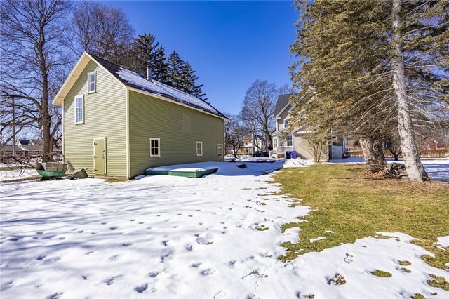 281 North Ave, Webster, NY 14580