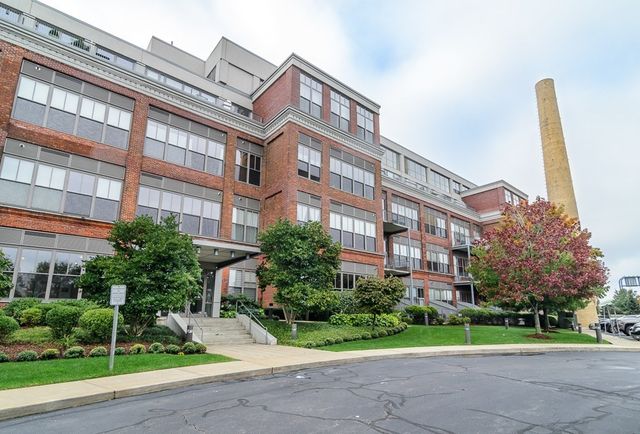 156 Porter Street 319, Boston, MA 02128