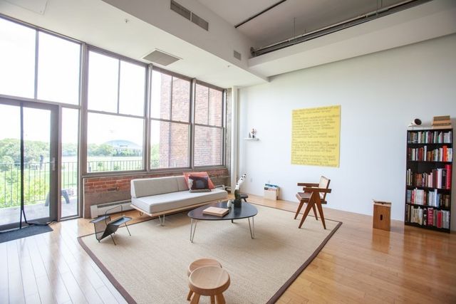 156 Porter Street 319, Boston, MA 02128