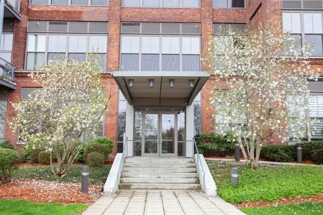 156 Porter Street 319, Boston, MA 02128