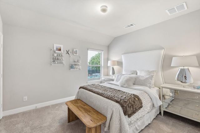 215 Suma Drive, Euless, TX 76040